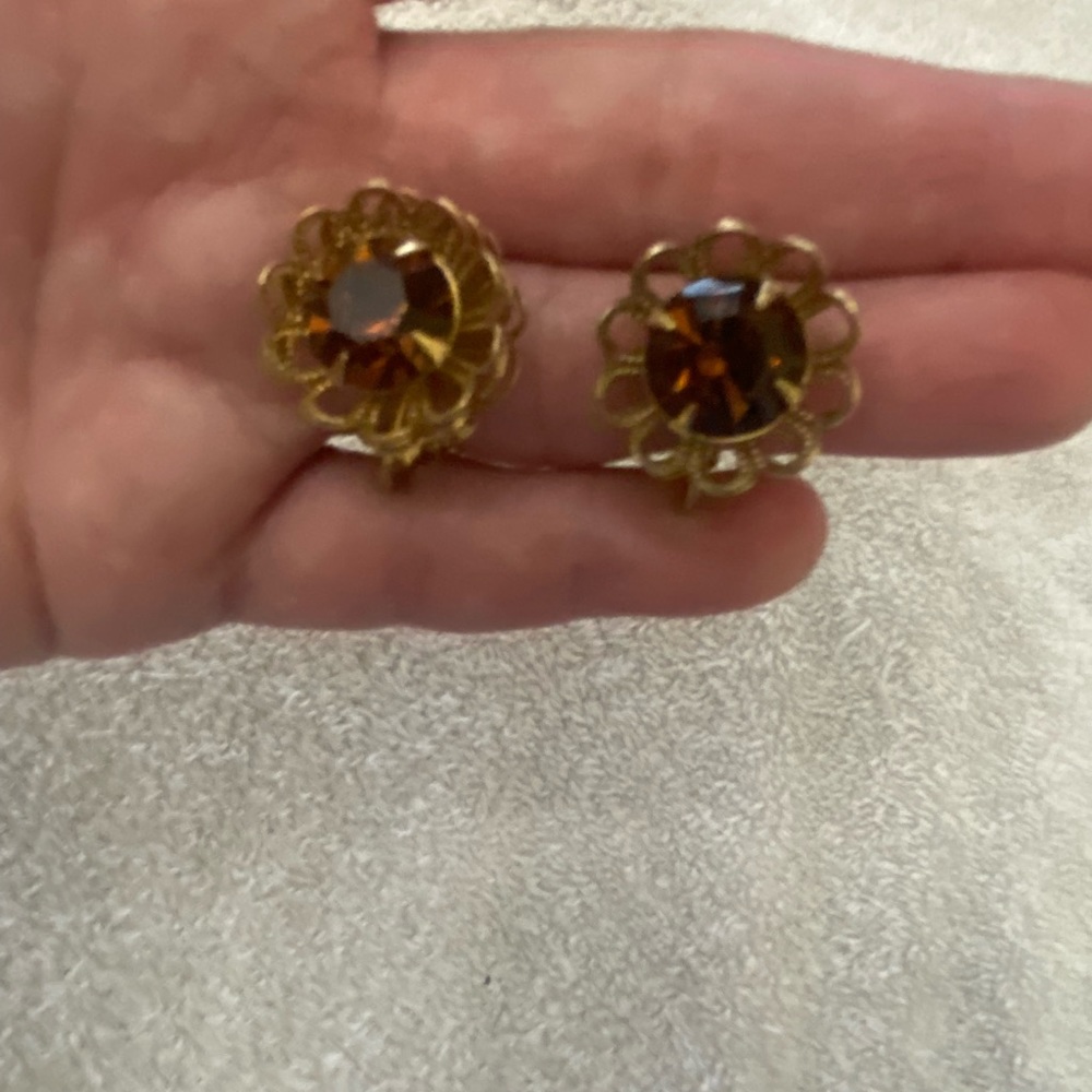 Vintage Sarah Coventry Earrings Gold Clip Layered Flower Dark Brown Rhinestone